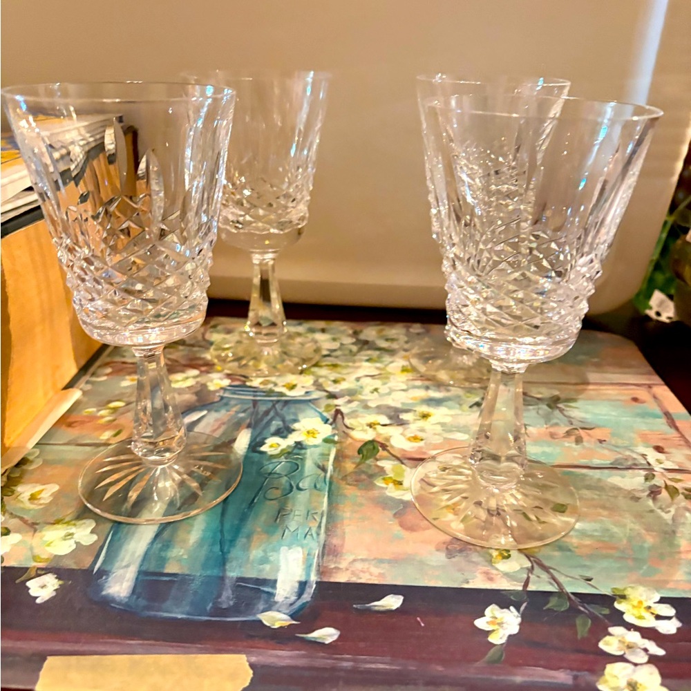 Set of 4 Waterford Wine Glasses/Ken-mare Pattern